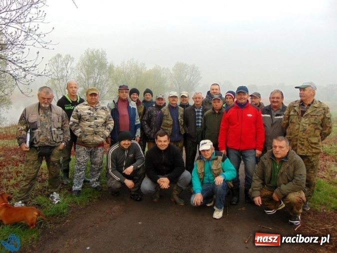 Zdjęcie w galerii na portalu naszraciborz.pl: Otwarcie Sezonu Spławikowego 2017. Wędkarskie zawody sportowe zaliczane do Grand Prix Koła Racibórz-Miasto wiadomości z regionu