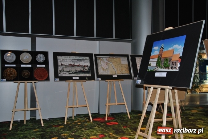 Zdjęcie w galerii na portalu naszraciborz.pl: Muzeum w Raciborzu zaprezentowało się w Strasburgu  wiadomości z regionu