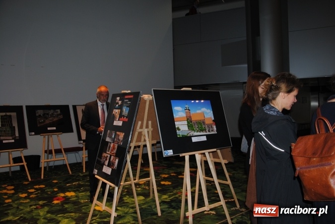 Zdjęcie w galerii na portalu naszraciborz.pl: Muzeum w Raciborzu zaprezentowało się w Strasburgu  wiadomości z regionu