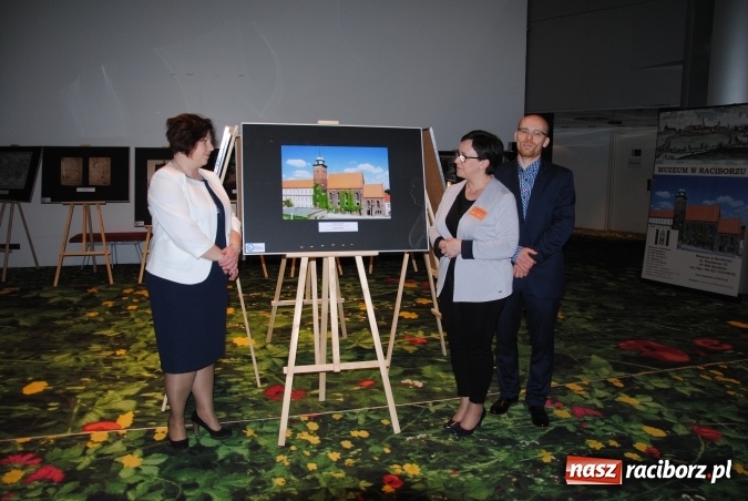 Zdjęcie w galerii na portalu naszraciborz.pl: Muzeum w Raciborzu zaprezentowało się w Strasburgu  wiadomości z regionu