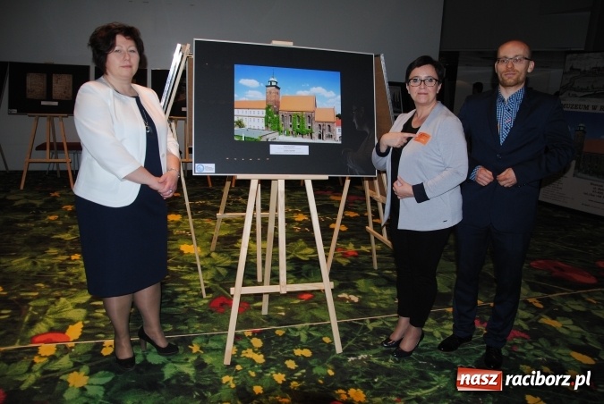 Zdjęcie w galerii na portalu naszraciborz.pl: Muzeum w Raciborzu zaprezentowało się w Strasburgu  wiadomości z regionu