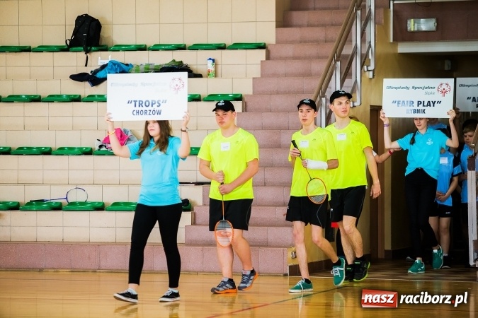 Zdjęcie w galerii na portalu naszraciborz.pl: XV Śląski Turniej Badmintona Olimpiad Specjalnych wiadomości z regionu