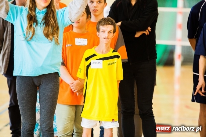Zdjęcie w galerii na portalu naszraciborz.pl: XV Śląski Turniej Badmintona Olimpiad Specjalnych wiadomości z regionu