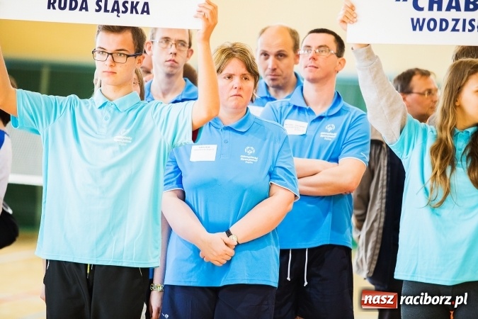 Zdjęcie w galerii na portalu naszraciborz.pl: XV Śląski Turniej Badmintona Olimpiad Specjalnych wiadomości z regionu
