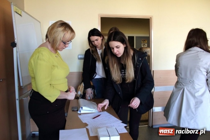Zdjęcie w galerii na portalu naszraciborz.pl: Raciborska uczelnia zorganizowała pierwszą edycję konkursu Administratywista  wiadomości z regionu