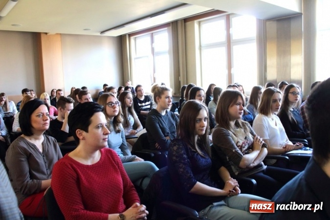Zdjęcie w galerii na portalu naszraciborz.pl: Raciborska uczelnia zorganizowała pierwszą edycję konkursu Administratywista  wiadomości z regionu