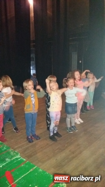 Zdjęcie w galerii na portalu naszraciborz.pl: Fiku-miku wspomina ciepłe dni  wiadomości z regionu