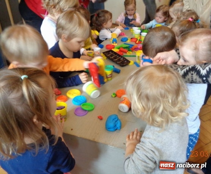 Zdjęcie w galerii na portalu naszraciborz.pl: Fiku-miku wspomina ciepłe dni  wiadomości z regionu