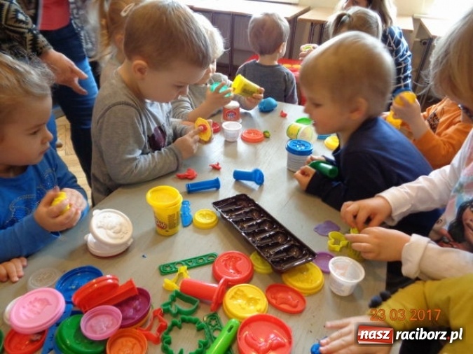 Zdjęcie w galerii na portalu naszraciborz.pl: Fiku-miku wspomina ciepłe dni  wiadomości z regionu