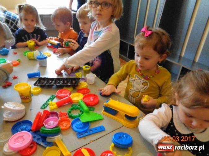 Zdjęcie w galerii na portalu naszraciborz.pl: Fiku-miku wspomina ciepłe dni  wiadomości z regionu