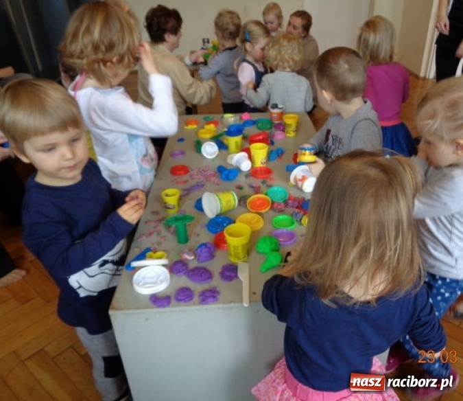 Zdjęcie w galerii na portalu naszraciborz.pl: Fiku-miku wspomina ciepłe dni  wiadomości z regionu