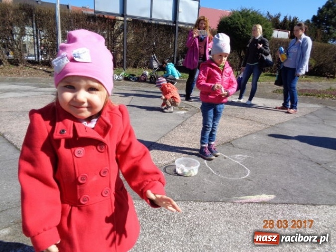 Zdjęcie w galerii na portalu naszraciborz.pl: Fiku-miku wspomina ciepłe dni  wiadomości z regionu