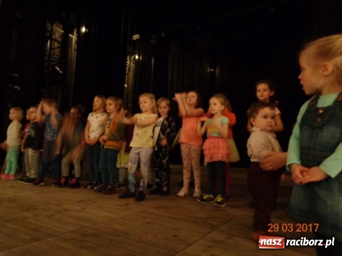 Zdjęcie w galerii na portalu naszraciborz.pl: Fiku-miku wspomina ciepłe dni  wiadomości z regionu