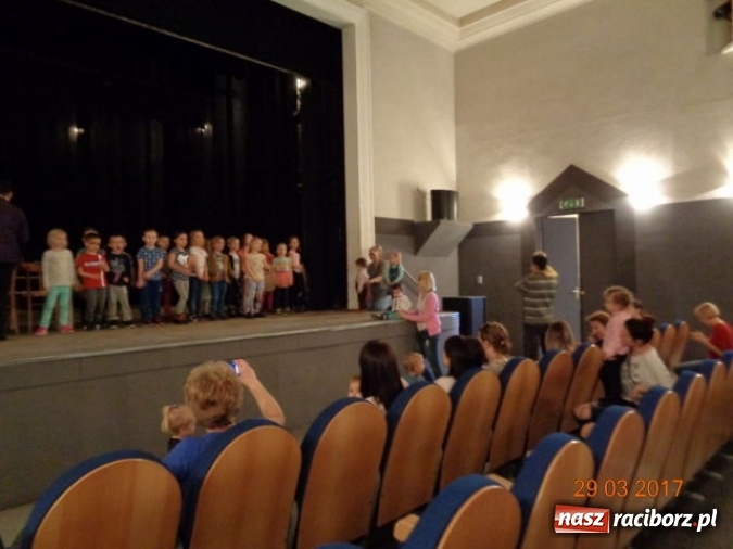 Zdjęcie w galerii na portalu naszraciborz.pl: Fiku-miku wspomina ciepłe dni  wiadomości z regionu