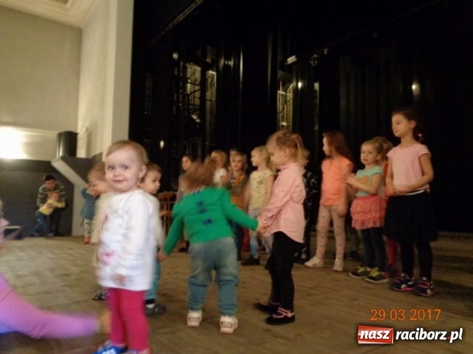 Zdjęcie w galerii na portalu naszraciborz.pl: Fiku-miku wspomina ciepłe dni  wiadomości z regionu