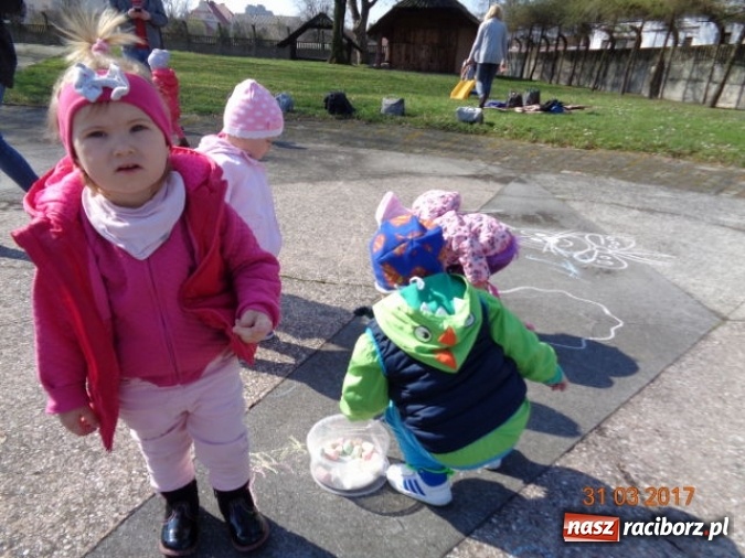 Zdjęcie w galerii na portalu naszraciborz.pl: Fiku-miku wspomina ciepłe dni  wiadomości z regionu