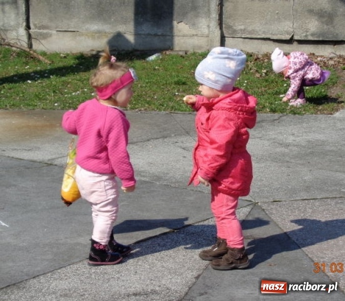 Zdjęcie w galerii na portalu naszraciborz.pl: Fiku-miku wspomina ciepłe dni  wiadomości z regionu