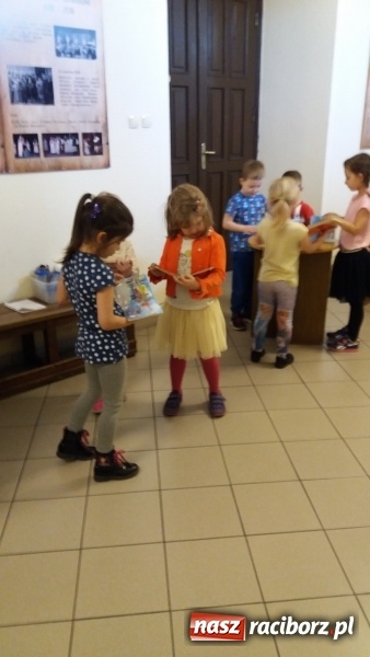 Zdjęcie w galerii na portalu naszraciborz.pl: Fiku-miku wspomina ciepłe dni  wiadomości z regionu