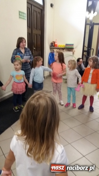 Zdjęcie w galerii na portalu naszraciborz.pl: Fiku-miku wspomina ciepłe dni  wiadomości z regionu