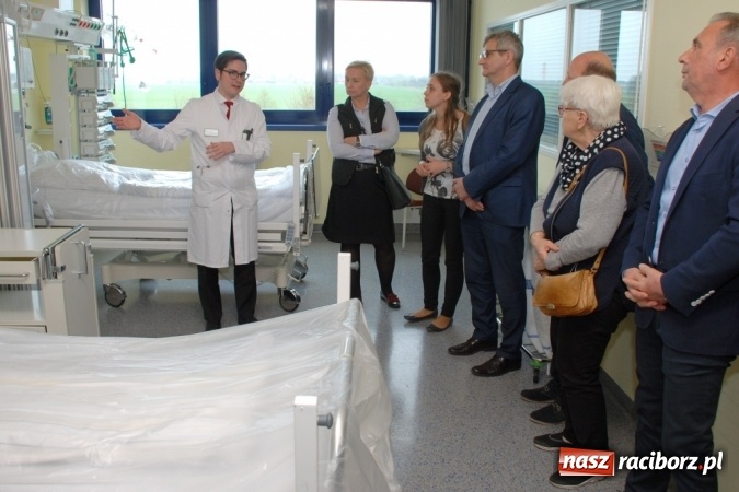 Zdjęcie w galerii na portalu naszraciborz.pl: O służbie zdrowia w Elbe-Elster - delegacja powiatu raciborskiego z wizytą w partnerskim powiecie wiadomości z regionu