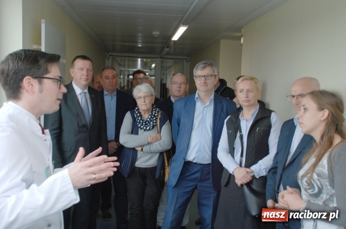 Zdjęcie w galerii na portalu naszraciborz.pl: O służbie zdrowia w Elbe-Elster - delegacja powiatu raciborskiego z wizytą w partnerskim powiecie wiadomości z regionu