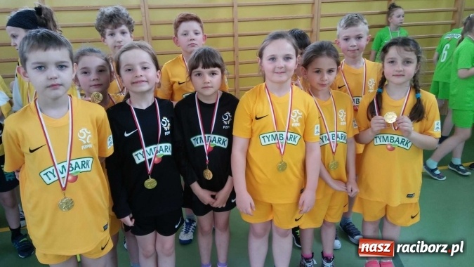 Zdjęcie w galerii na portalu naszraciborz.pl: Od pierwszaka gram w szczypiorniaka - finał w Pawłowie  wiadomości z regionu