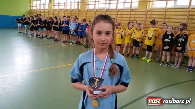 Zdjęcie w galerii na portalu naszraciborz.pl: Od pierwszaka gram w szczypiorniaka - finał w Pawłowie  wiadomości z regionu