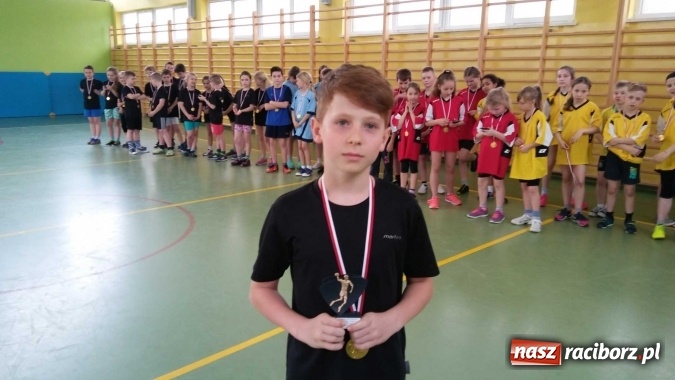 Zdjęcie w galerii na portalu naszraciborz.pl: Od pierwszaka gram w szczypiorniaka - finał w Pawłowie  wiadomości z regionu