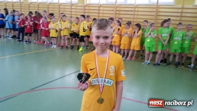 Zdjęcie w galerii na portalu naszraciborz.pl: Od pierwszaka gram w szczypiorniaka - finał w Pawłowie  wiadomości z regionu