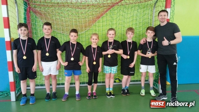 Zdjęcie w galerii na portalu naszraciborz.pl: Od pierwszaka gram w szczypiorniaka - finał w Pawłowie  wiadomości z regionu
