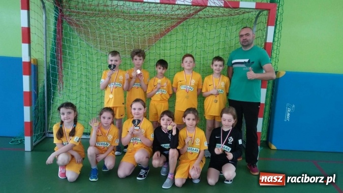 Zdjęcie w galerii na portalu naszraciborz.pl: Od pierwszaka gram w szczypiorniaka - finał w Pawłowie  wiadomości z regionu