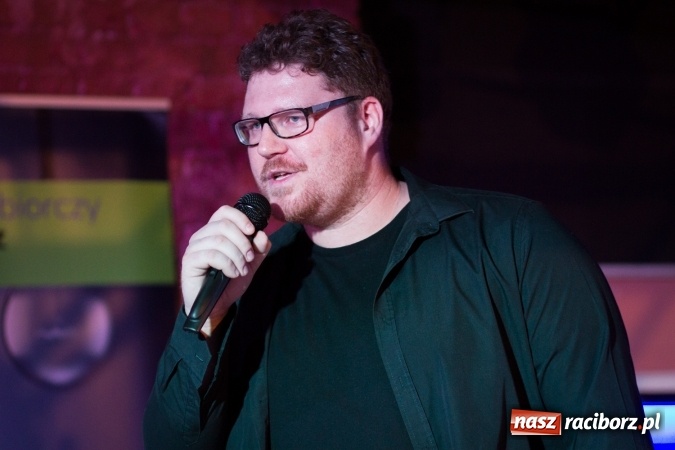 Zdjęcie w galerii na portalu naszraciborz.pl: Ciekawa narracja i ucieczka od schematów to podstawa. Paweł Tkaczyk - jeden z najlepszych marketerów w Polsce gościł dziś w Raciborzu wiadomości z regionu