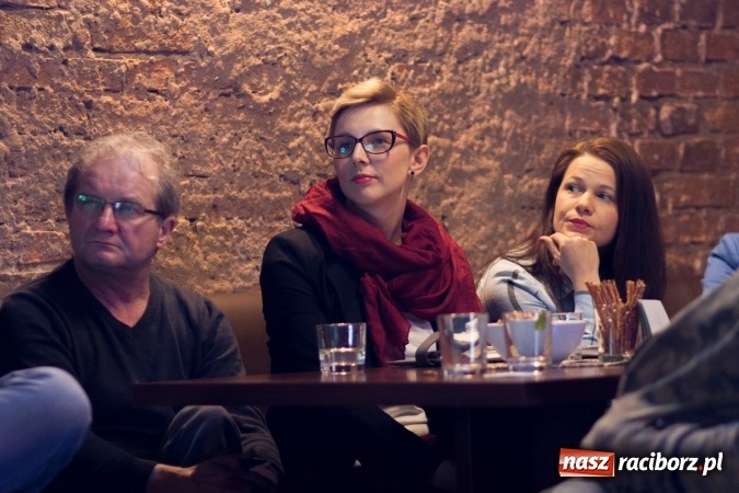 Zdjęcie w galerii na portalu naszraciborz.pl: Ciekawa narracja i ucieczka od schematów to podstawa. Paweł Tkaczyk - jeden z najlepszych marketerów w Polsce gościł dziś w Raciborzu wiadomości z regionu