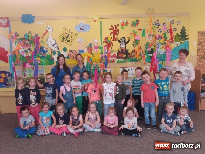 Zdjęcie w galerii na portalu naszraciborz.pl: Wiosenne spotkanie z książką w krzanowickiej bibliotece wiadomości z regionu