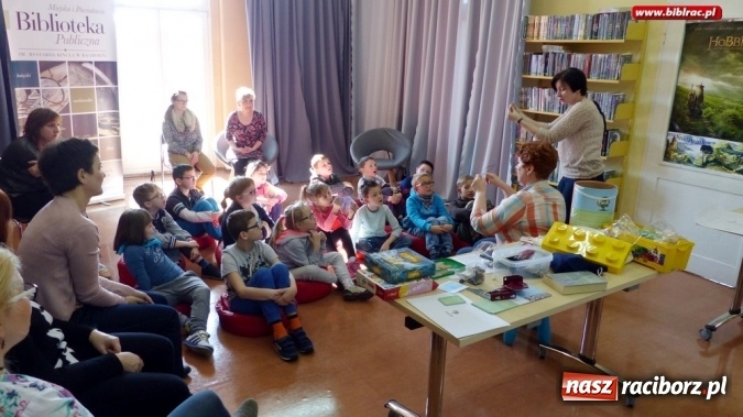 Zdjęcie w galerii na portalu naszraciborz.pl: Po raz kolejny w bibliotece odbyło się spotkanie w ramach programu EkoPaka  wiadomości z regionu