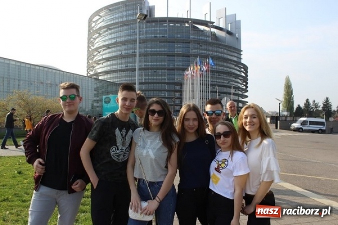 Zdjęcie w galerii na portalu naszraciborz.pl: Miraż zaśpiewał w Strasburgu wiadomości z regionu