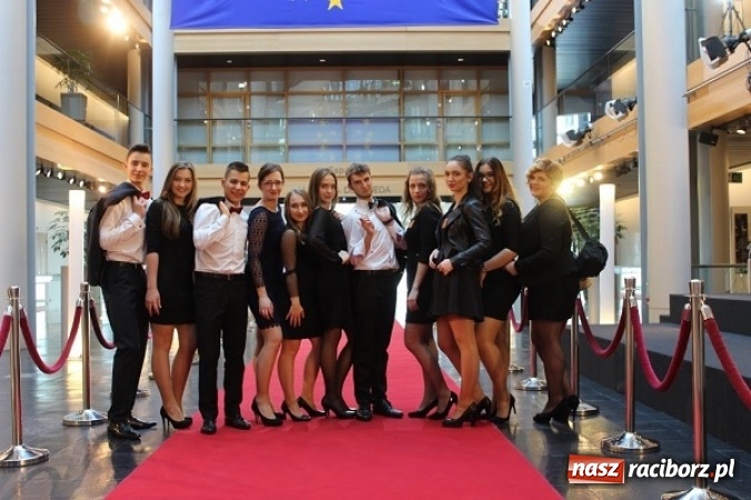 Zdjęcie w galerii na portalu naszraciborz.pl: Miraż zaśpiewał w Strasburgu wiadomości z regionu