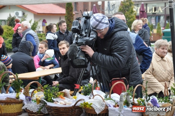 Zdjęcie w galerii na portalu naszraciborz.pl: I Raciborskie Śniadanie Wielkanocne na Rynku wiadomości z regionu