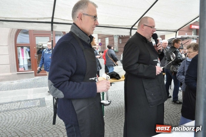 Zdjęcie w galerii na portalu naszraciborz.pl: I Raciborskie Śniadanie Wielkanocne na Rynku wiadomości z regionu