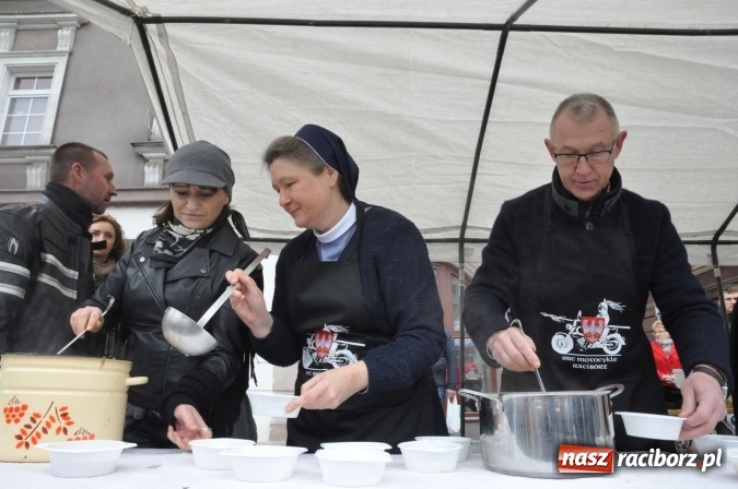 Zdjęcie w galerii na portalu naszraciborz.pl: I Raciborskie Śniadanie Wielkanocne na Rynku wiadomości z regionu