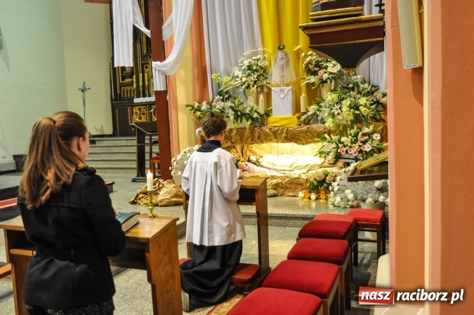 Zdjęcie w galerii na portalu naszraciborz.pl: Groby Pańskie w kościołach Raciborza i okolic  wiadomości z regionu