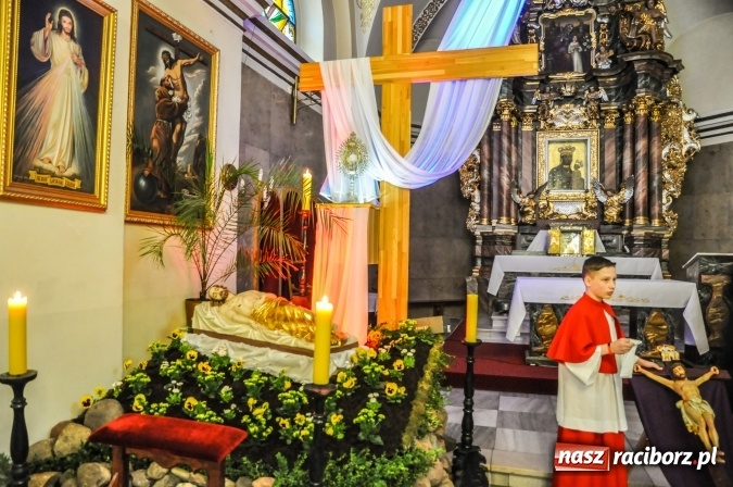 Zdjęcie w galerii na portalu naszraciborz.pl: Groby Pańskie w kościołach Raciborza i okolic  wiadomości z regionu