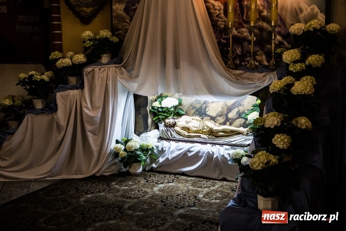 Zdjęcie w galerii na portalu naszraciborz.pl: Groby Pańskie w kościołach Raciborza i okolic  wiadomości z regionu