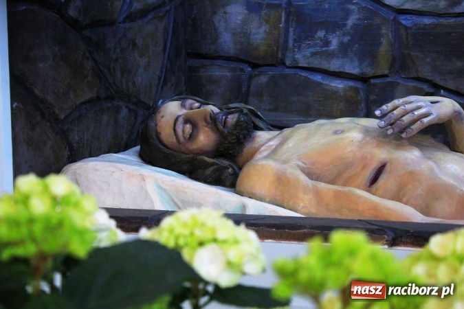 Zdjęcie w galerii na portalu naszraciborz.pl: Groby Pańskie w kościołach Raciborza i okolic  wiadomości z regionu