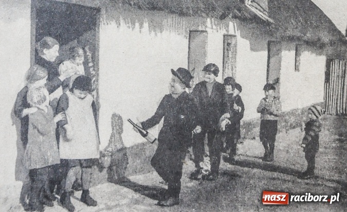 Zdjęcie w galerii na portalu naszraciborz.pl: Wielkanocne zwyczaje na ziemi raciborskiej na unikalnej fotografii prasowej z lat 20. wiadomości z regionu