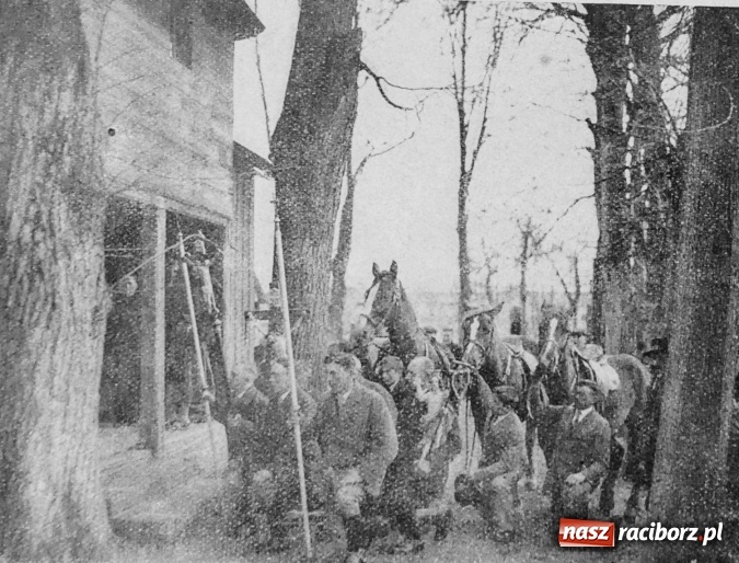 Zdjęcie w galerii na portalu naszraciborz.pl: Wielkanocne zwyczaje na ziemi raciborskiej na unikalnej fotografii prasowej z lat 20. wiadomości z regionu