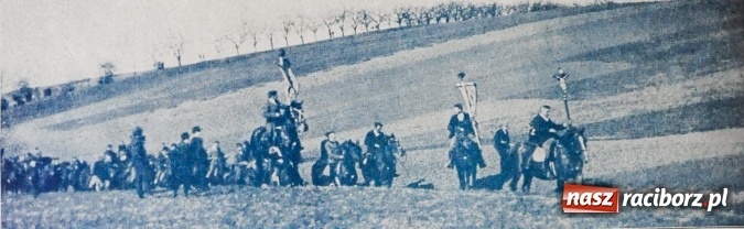 Zdjęcie w galerii na portalu naszraciborz.pl: Wielkanocne zwyczaje na ziemi raciborskiej na unikalnej fotografii prasowej z lat 20. wiadomości z regionu