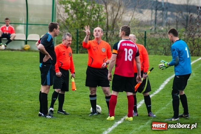 Zdjęcie w galerii na portalu naszraciborz.pl: A klasa: Derby outsiderów na remis wiadomości z regionu