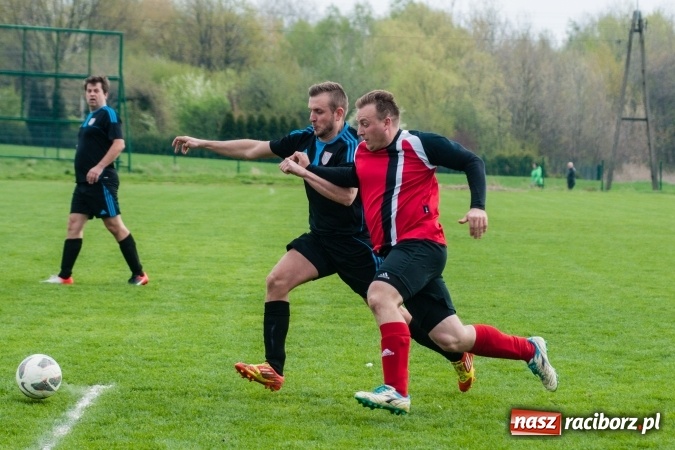 Zdjęcie w galerii na portalu naszraciborz.pl: A klasa: Derby outsiderów na remis wiadomości z regionu