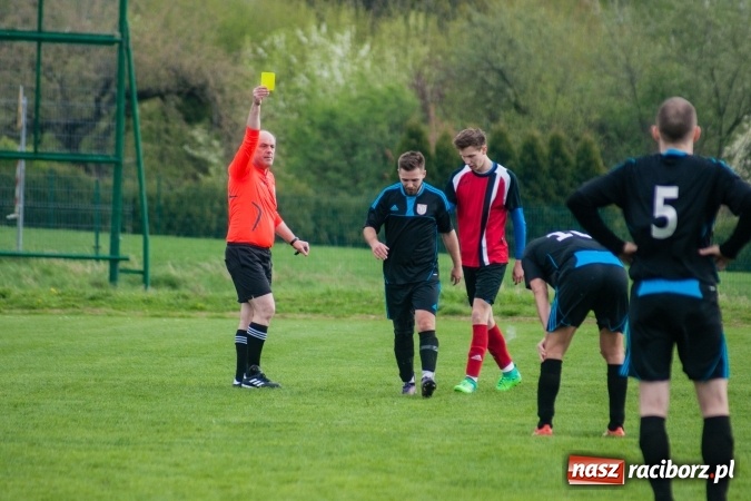 Zdjęcie w galerii na portalu naszraciborz.pl: A klasa: Derby outsiderów na remis wiadomości z regionu